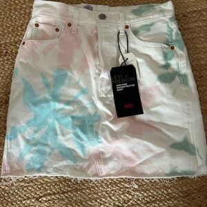 Levi’s tye dye denim skirt